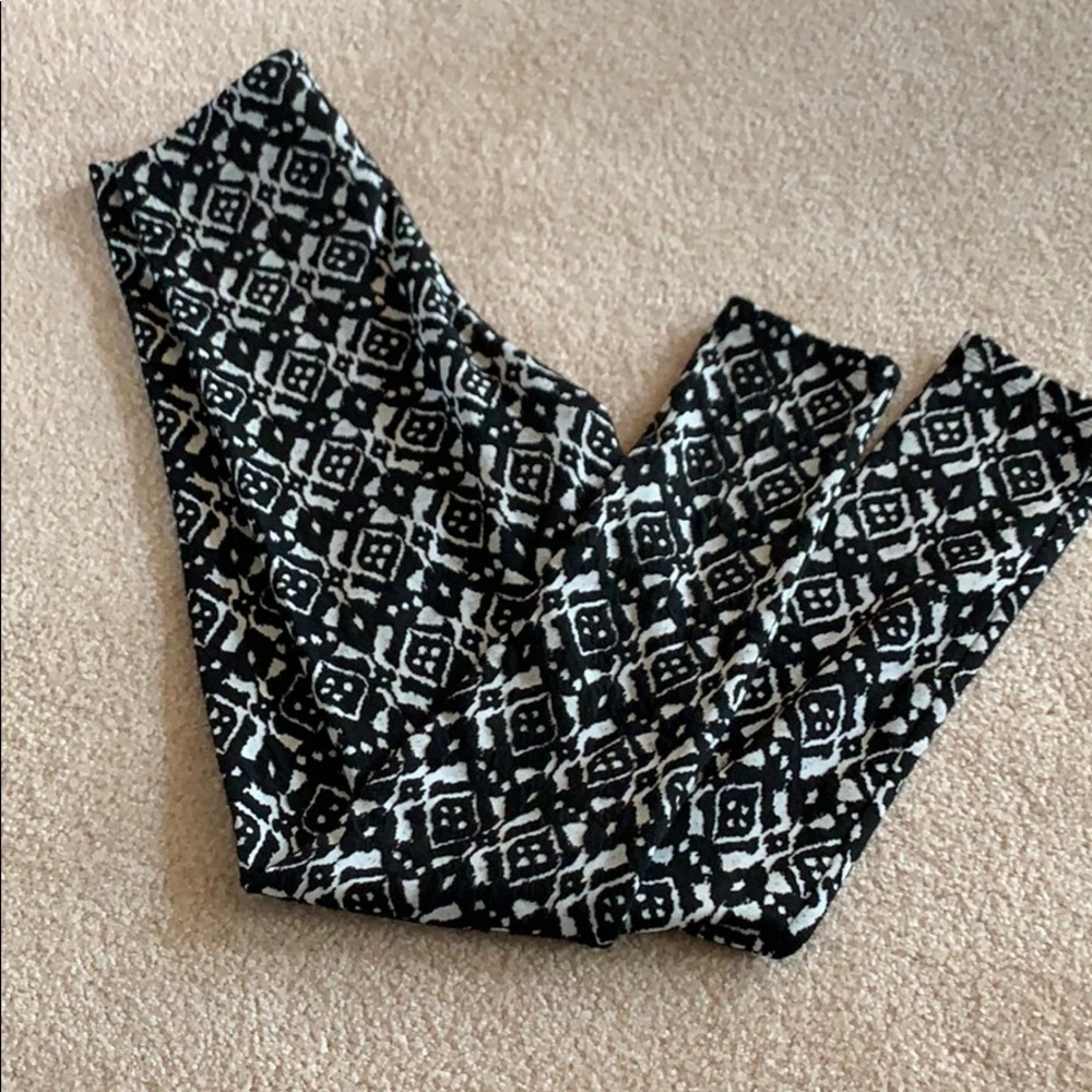 Patterned leggings